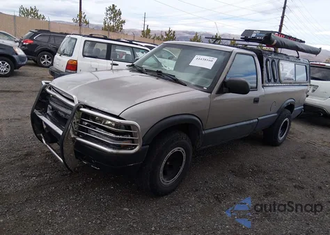 1998 Chevrolet S-10 Fleetside z USA, uszkodzony, nr VIN 1GCCS14X8W8134608